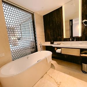 Executive King Room Ocean View